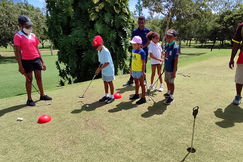 <span>LEARN</span>Junior Golf Program